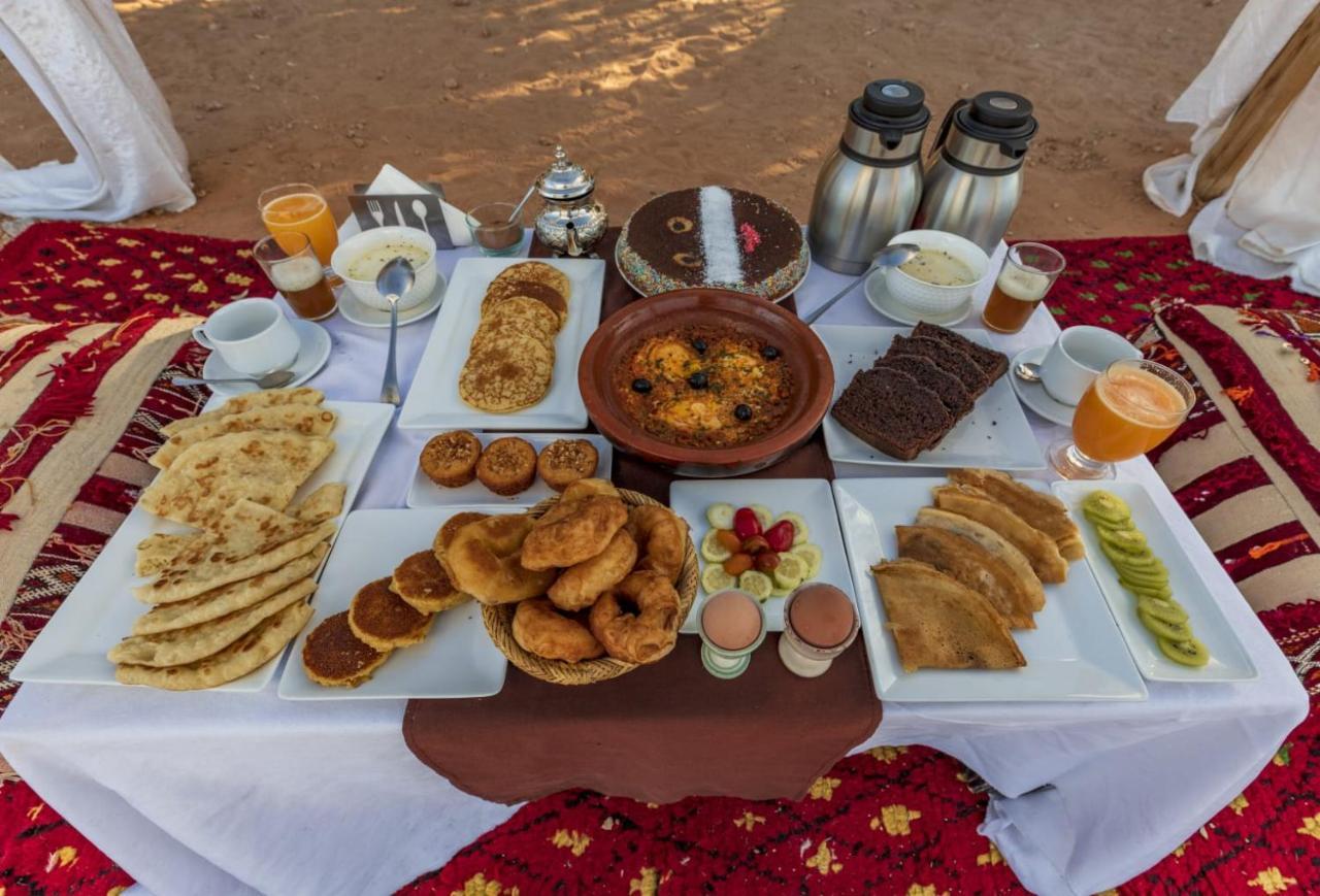 Merzouga Luxury Traditional Camp Exterior foto